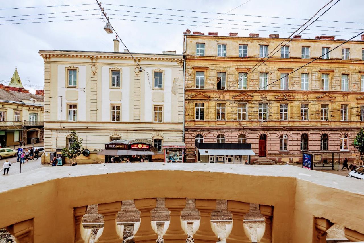 Family Apartments In Lviv Center With Balcony Εξωτερικό φωτογραφία